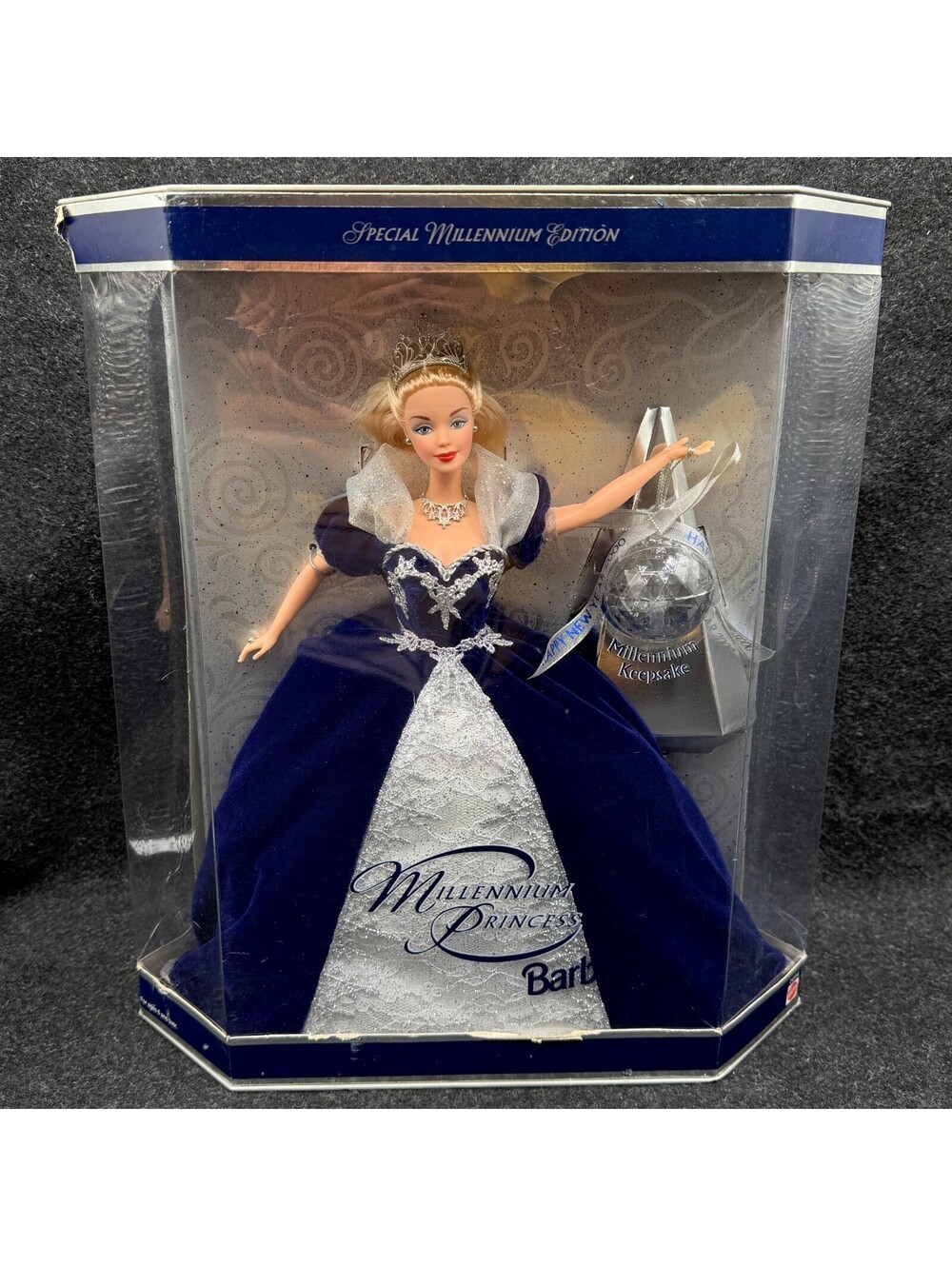 MILLENNIUM PRINCESS BARBIE DOLL 1999 SPECIAL EDITION MATTEL 24154
